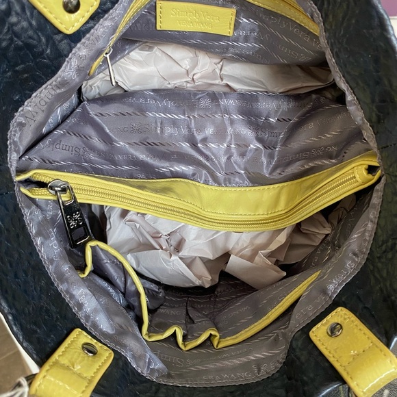 Vera Wang Navy and Yellow Tote Bag - Picture 4 of 5